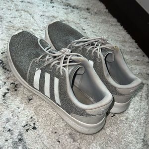 Adidas Cloudfoam tennis shoes